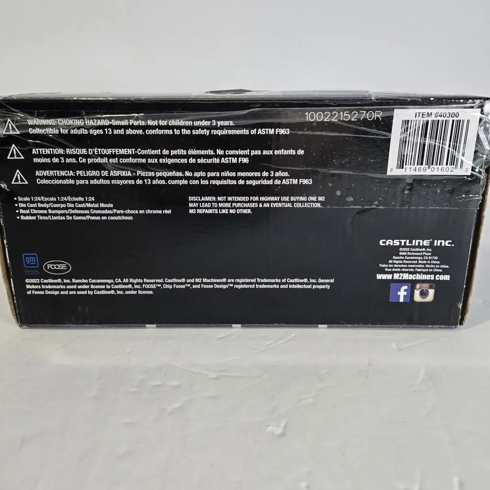 M2 Machines Foose Design 1:24 Chevrolet Cheyenne Super 10 1973 Black White Green